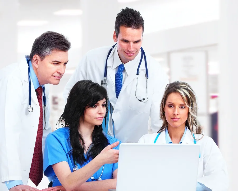 Online Ortho vs. Seeing a General Dentist or Orthodontist